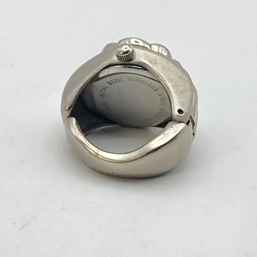 Persona Ring Watch Women Hidden Dial Silver Tone Green Cats Eye New Battery